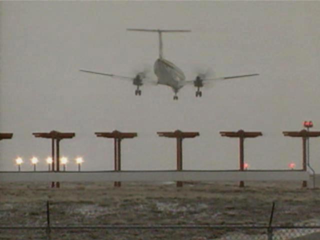 Aircraft landing in overcast conditions