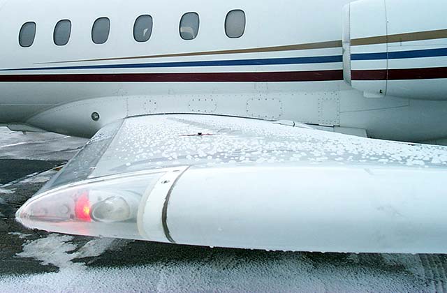 Frozen contamination on aircraft wing